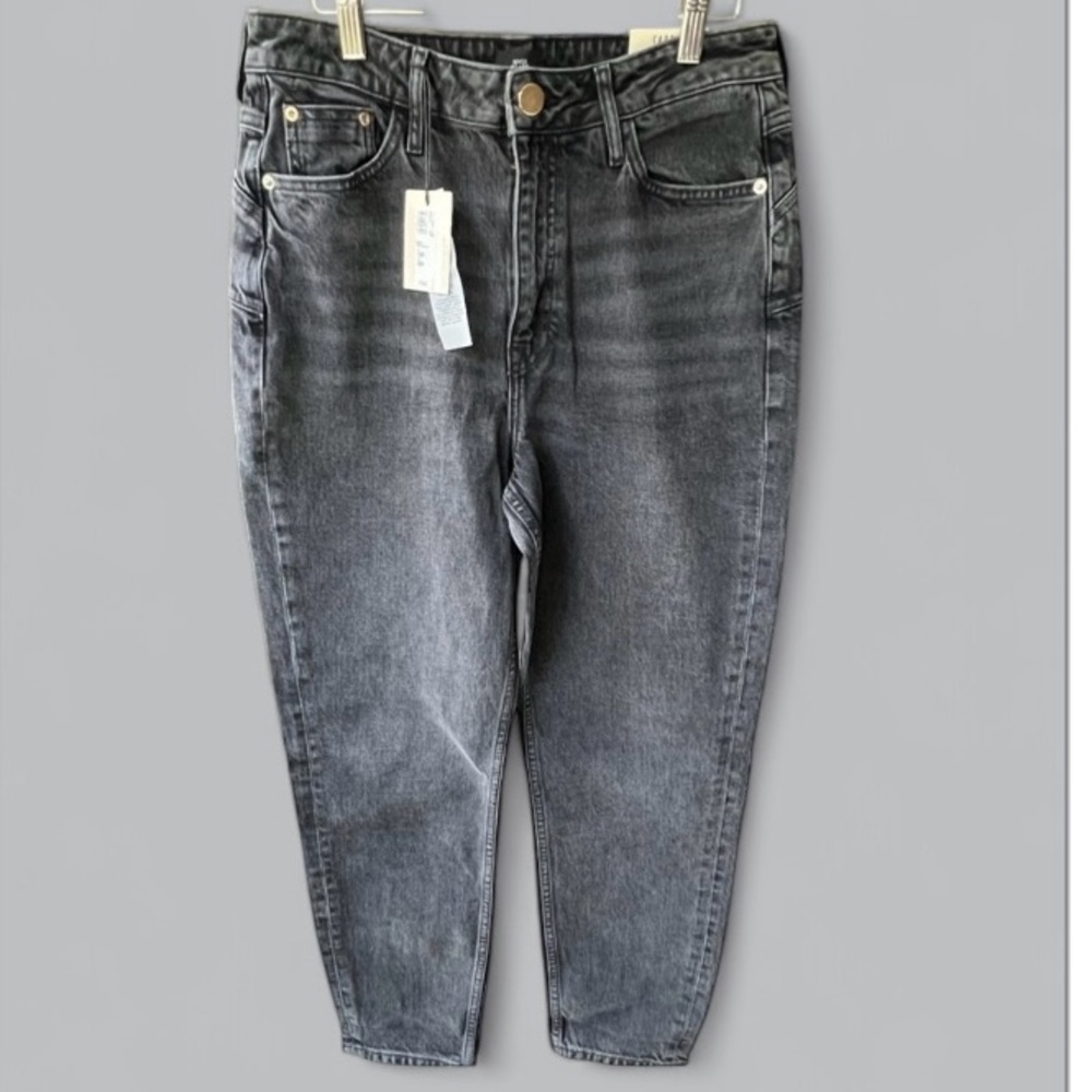 NEW! High waist mom jeans by River Island in size 30